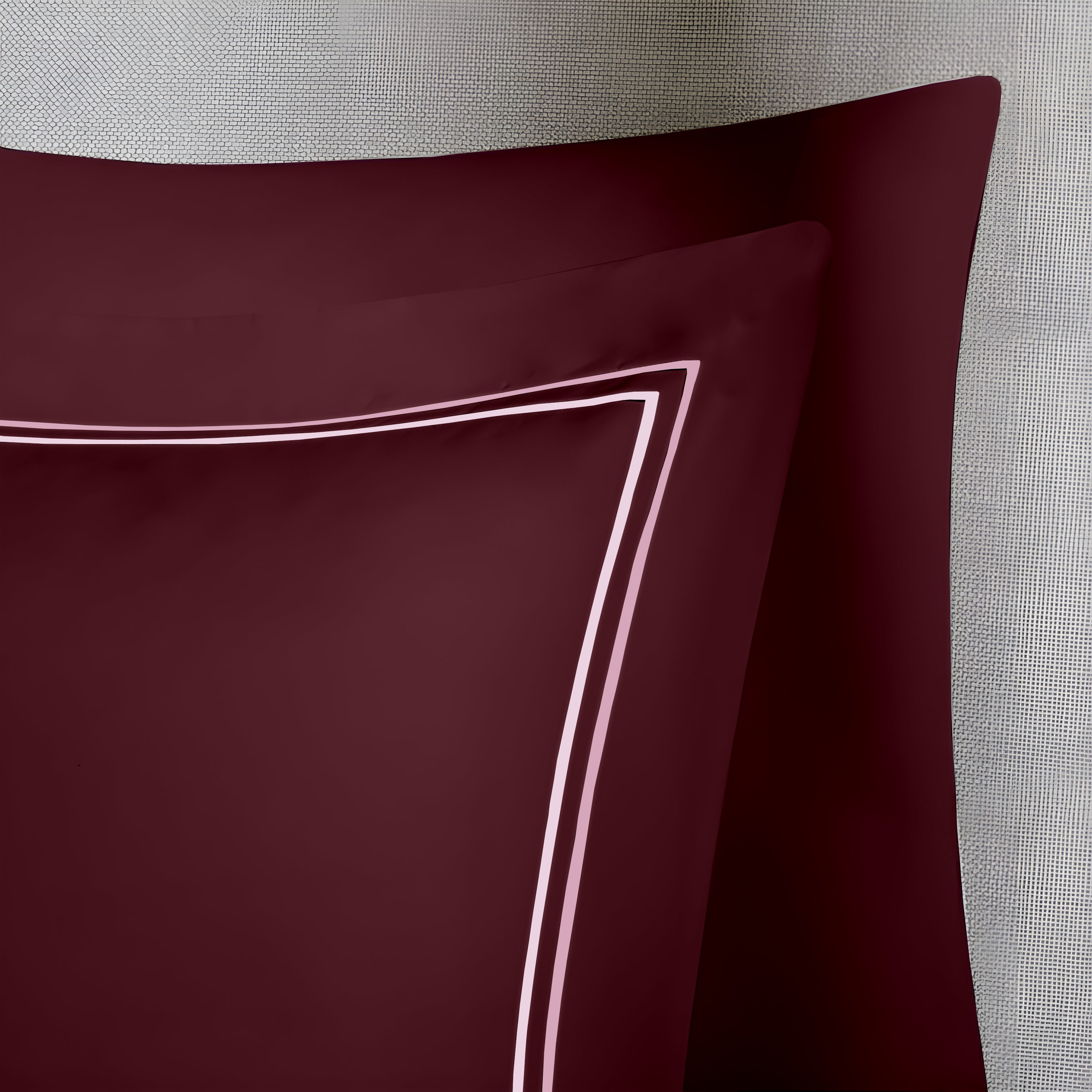 300 TC Pillow Cover Plain - Maroon