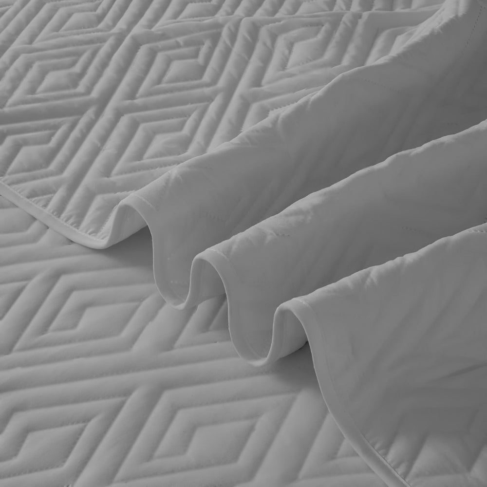 Meridian Velvet Bedcover - Grey