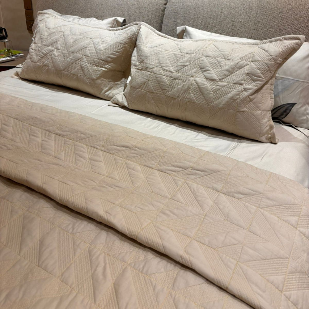 Estella Bedcover