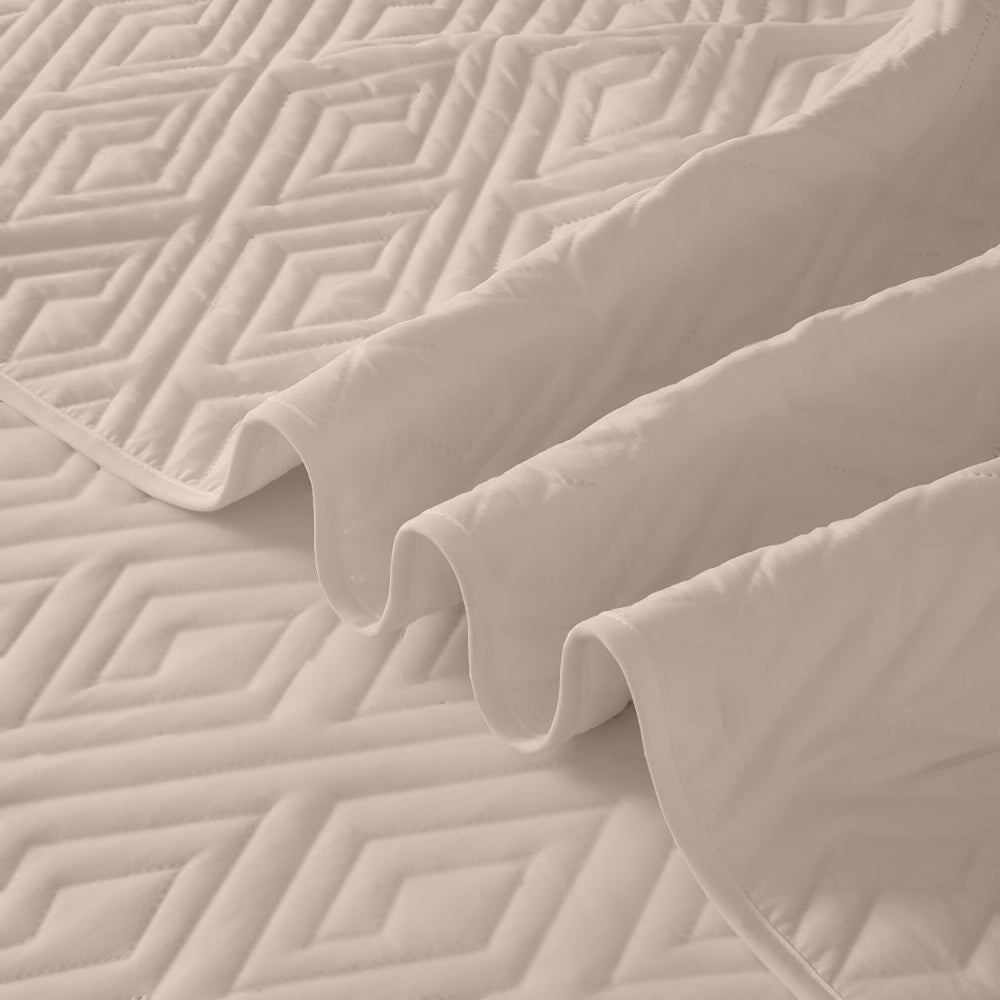 Meridian Velvet Bedcover - Cream